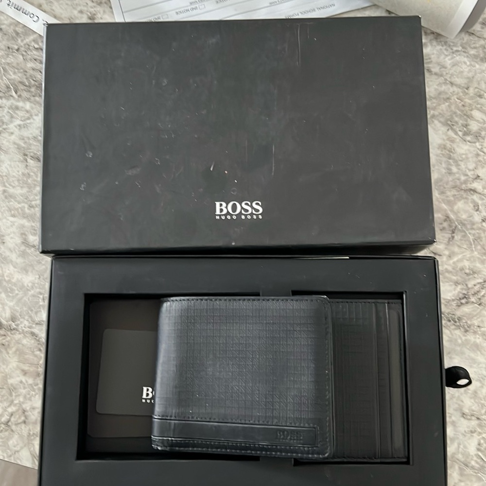 Boss Hugo wallet with business card wallet